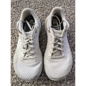 Topo Athletic Ultrafly 4 Womens Running Shoes Size 6 Gray